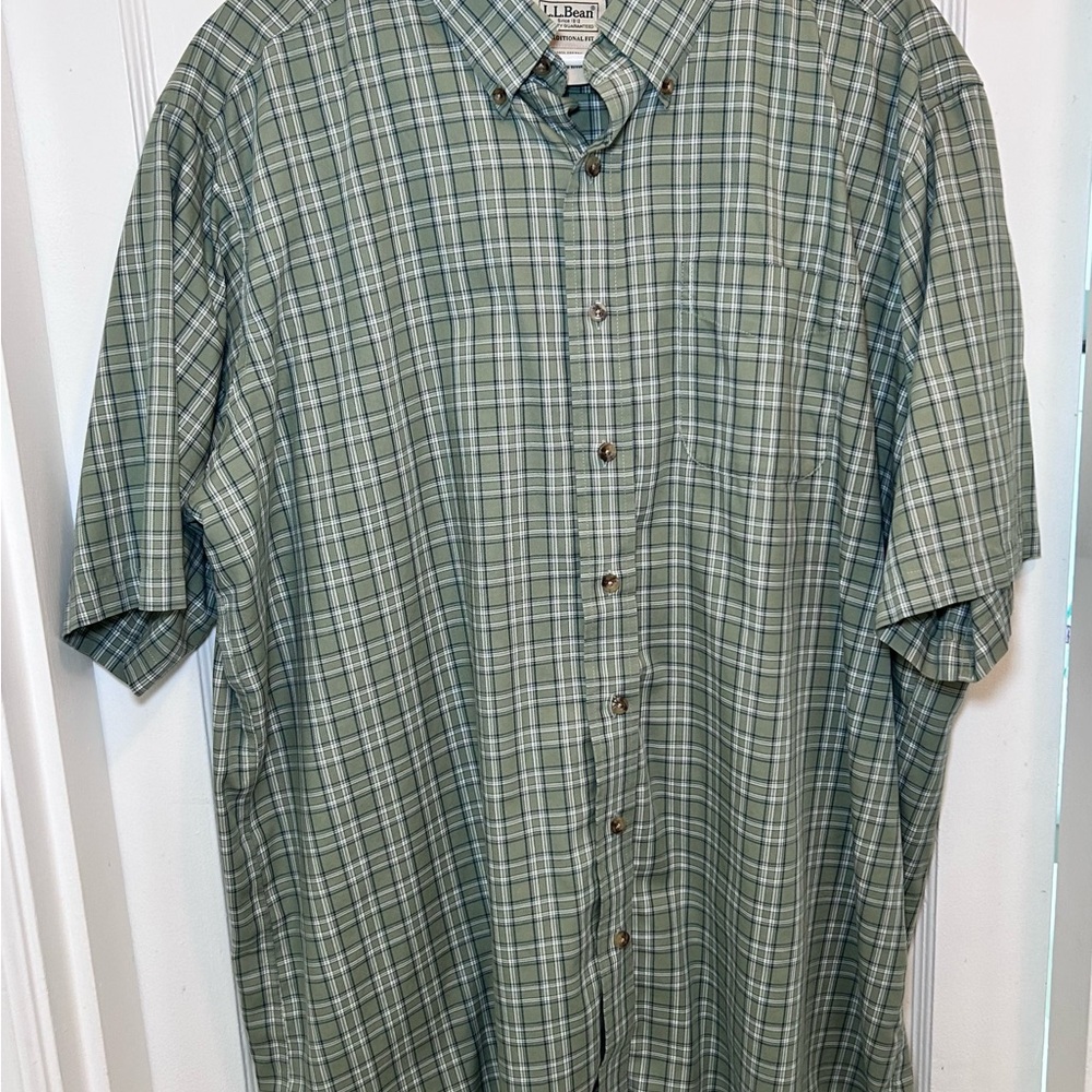 L.L. Bean Green & Blue Plaid Short Sleeve Button Down Shirt Men’s XL Tall